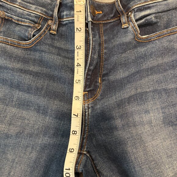 American Eagle Flare Jeans - Picture 5 of 8